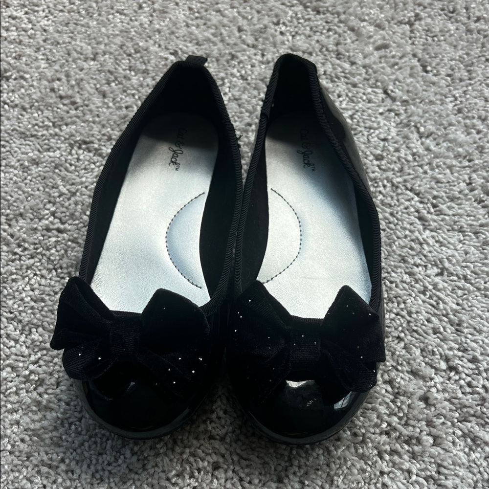 Cat & Jack Black Dress Shoes with Bow